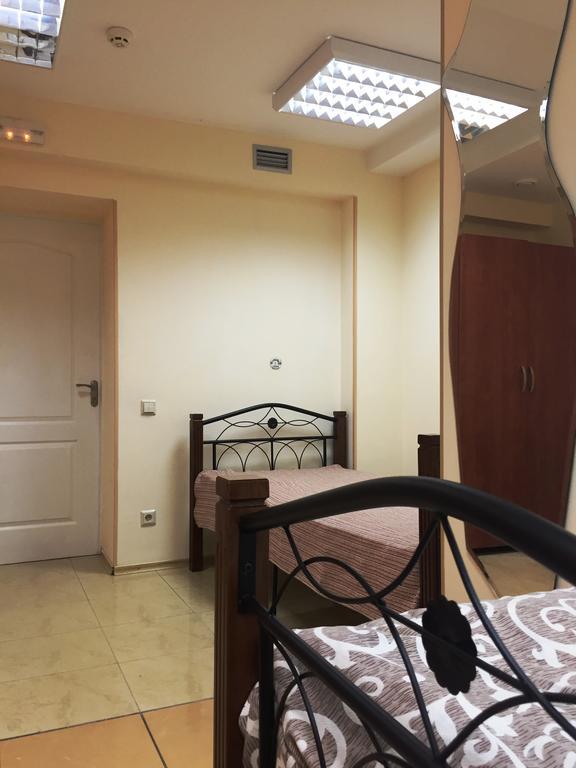 Westend Hostel קייב חדר תמונה