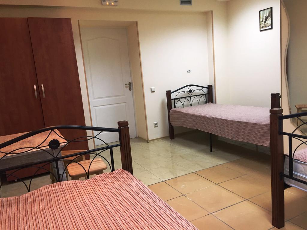 Westend Hostel קייב חדר תמונה